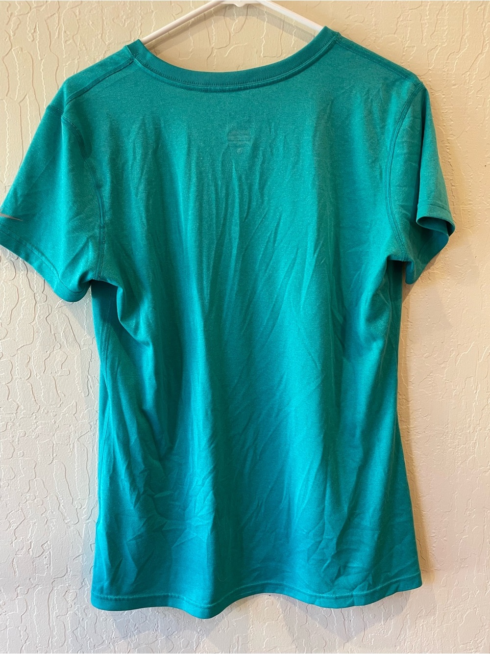 Nike Teal V-Neck RUN Graphic Short Sleeve Tee - Picture 4 of 4